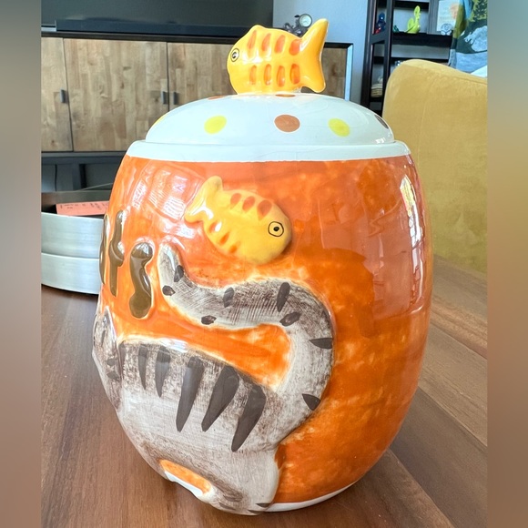 Boston Warehouse Ceramic Cat Treat Canister - Picture 5 of 8